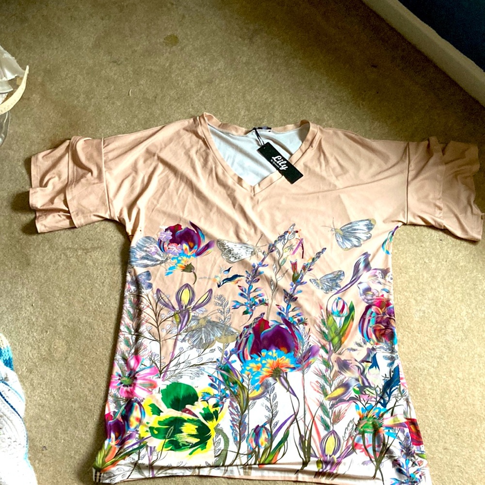 Lily 1xl shirt